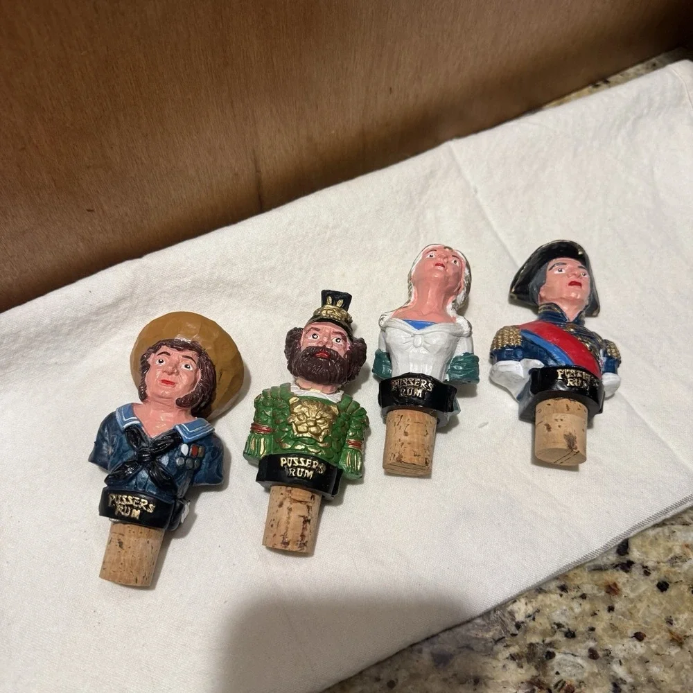 Pusser's Rum Bottle Stoppers Set 4‎ Multi Nautical Busts with Wood Display Rack